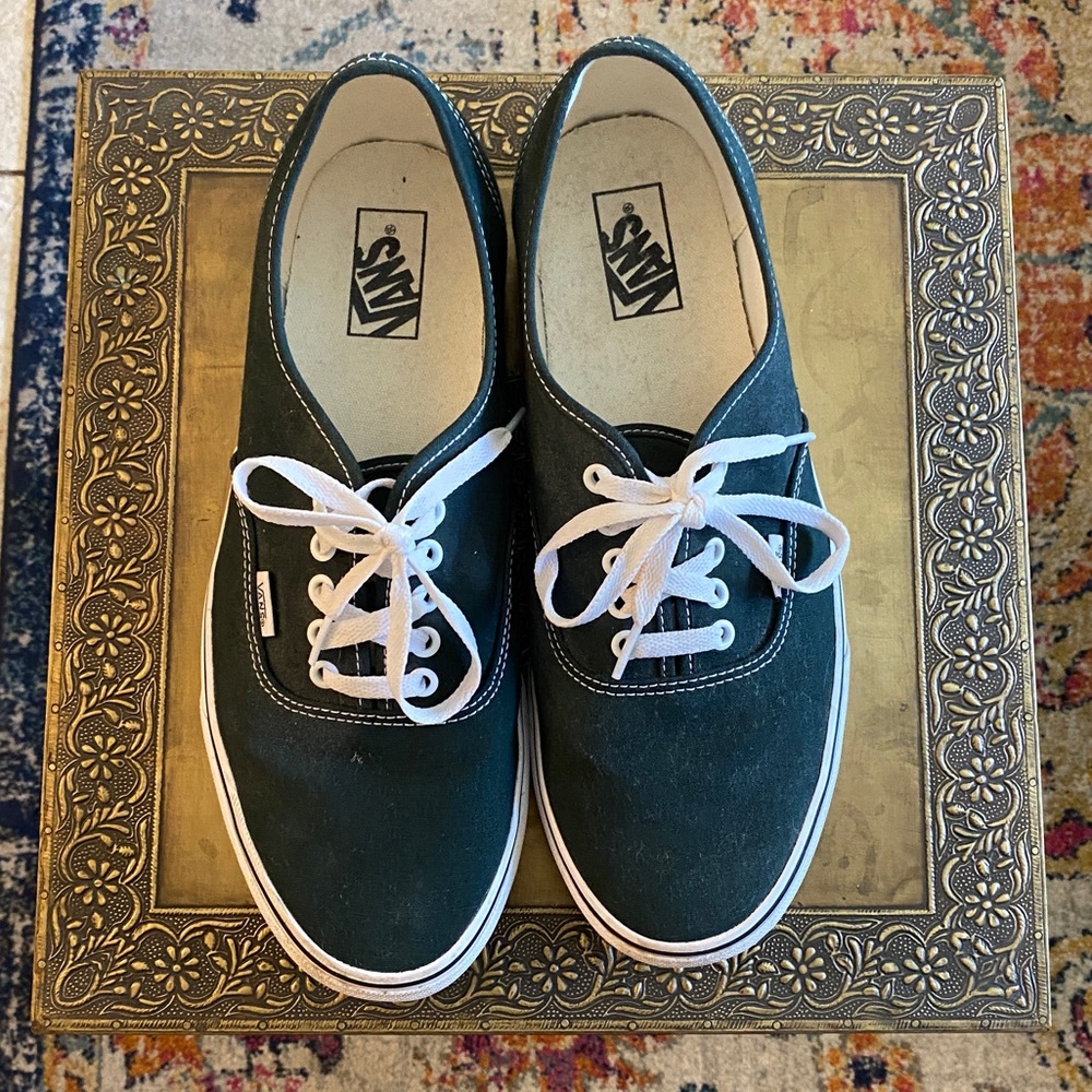 Navy blue vans